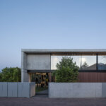 AK HOUSE / פיצו קדם