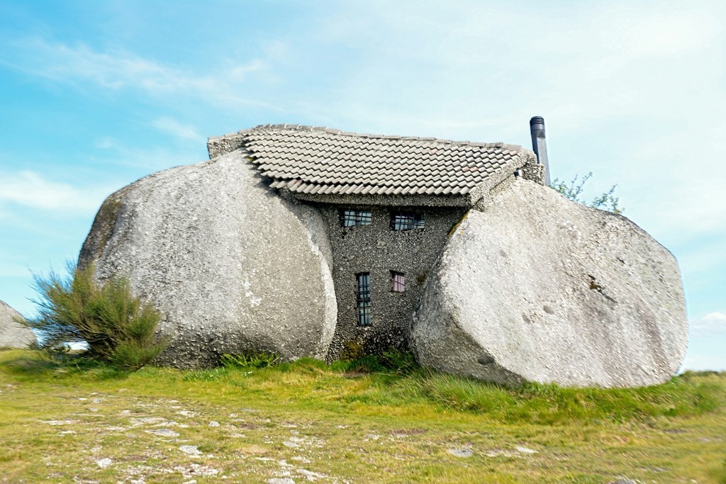 בית אבן בעיצוב פרהיסטורי