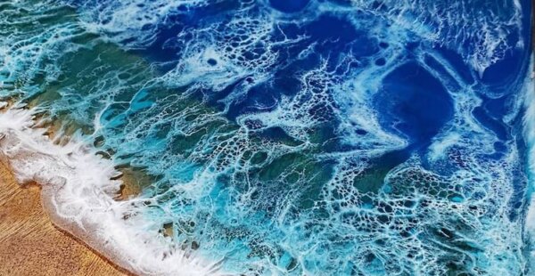 שולחנות לסלון עם רחש גלי הים