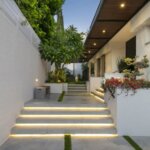 חוויית מגורים מהחוץ ועד לפנים הבית