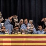 האם אתם יכולים לאהוב בעל חיים ולמרות זאת לשמור אותו כלוא בכלוב?