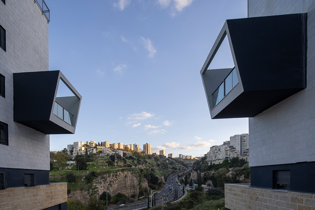 הלכה ותכנון / אדריכל גבי שורץ