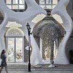 פיל סרוג בגודל טבעי מודפס בתלת מימד, יוצא מחנות בסין