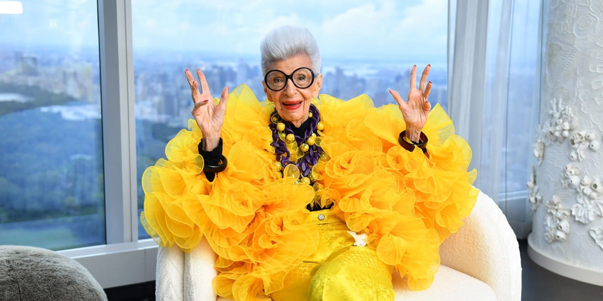 10 עצות לחיים מבת 101 שנראת יותר מגניבה ממך: Iris Apfel