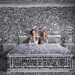 האמן הבריטי Mr. Doodle כיסה בשרבוטים אחוזה שרכש ב-1.5 מיליון דולר