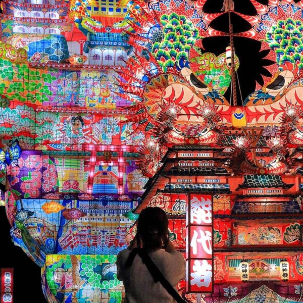 פסטיבלי אורות מסורתיים בעולם