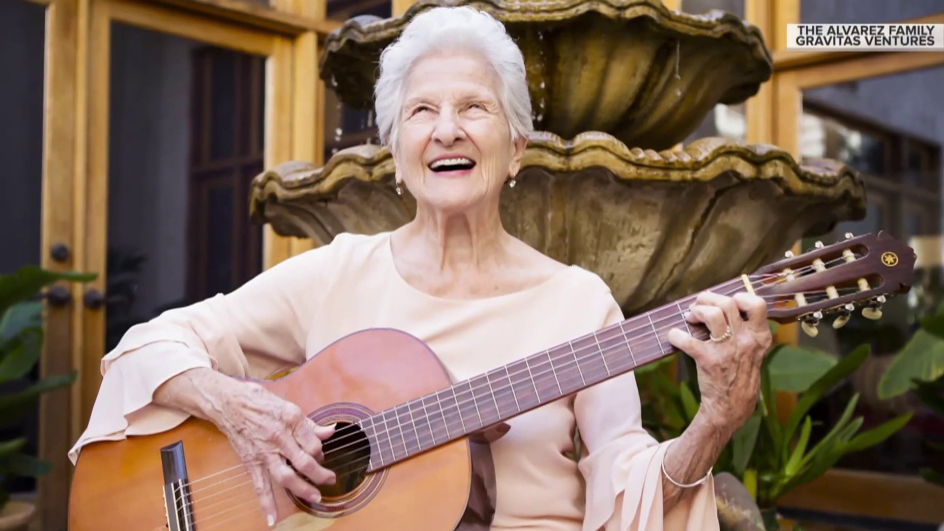 אסרו עליה להיות מוזיקאית בילדותה, הוציאה אלבום בגיל 95 וזכתה בגראמי