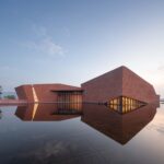 מרכז תרבות מאבן אדומה, בסין