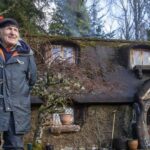 בן 90 בנה בית הוביט לעצמו, למרות שלא ראה את "שר הטבעות"