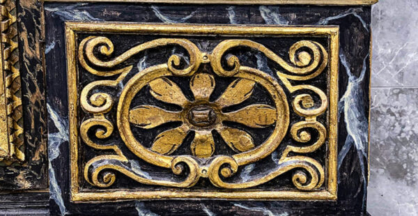 ארון קודש מהמאה ה-16 שוחזר ומצא משכן קבע בבית כנסת בניו-ג'רזי