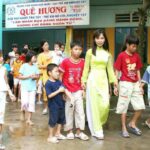 אשה שננטשה כתינוקת, הקימה מרכז המטפל ב-346 יתומים