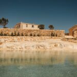 מלון Son Blanc Hotel בספרד / Atelier du Pont