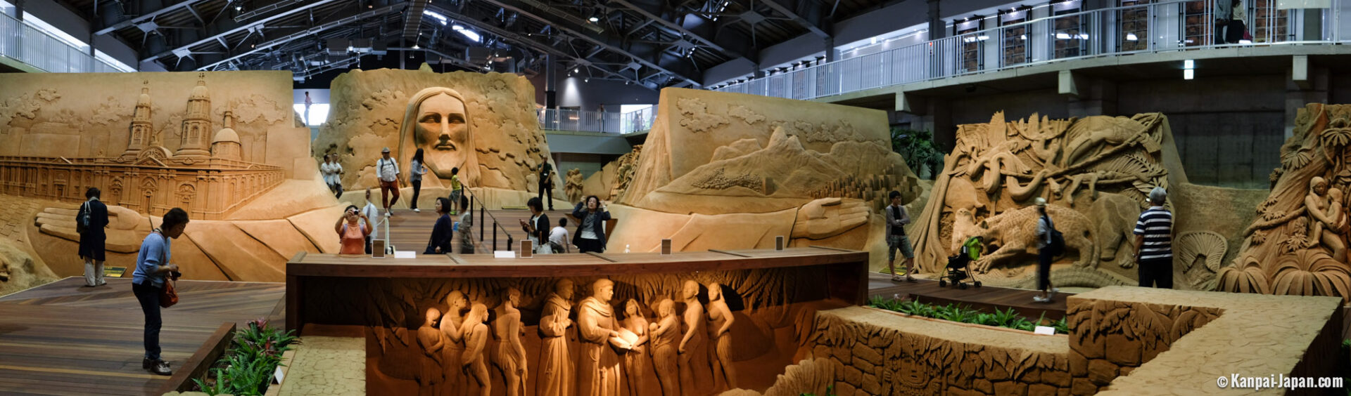 מוזיאון החול של טוטורי The Sand Museum of Tottori