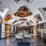 מערכת מדפים מבטון ופלדה, מפיחה חיים בספריית מנזר היסטורי בצ’כיה