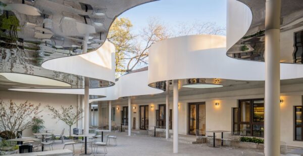 מרחב עירוני של פעילויות בחצר 35 / סטודיו WAY