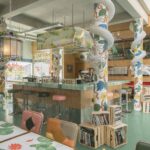 בר מסעדה חדש עם דרקונים, באינדונזיה