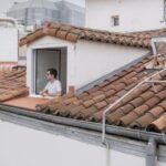 עליית גג בת 42 מ"ר, הפכה לגן עדן של רווק