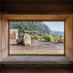 הבית העגול, מול הר הגעש