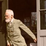 הצריף בו התבודד ג'ורג' ברנרד שאו, הסתובב על פטיפון, יחד עם אור השמש