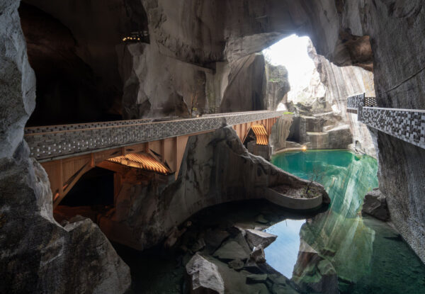 מרכז התרבות והאמנות במחצבת הואנגיאן שבסין