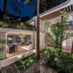 הבית החושף עצמו בהדרגה, במקסיקו