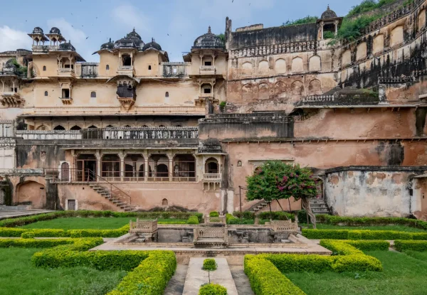 השיקום השאפתני של ארמון גאר בבונדי, רג'סטאן