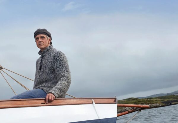 השחקן Jeremy Irons מתגורר בטירה אירית מהמאה ה-15