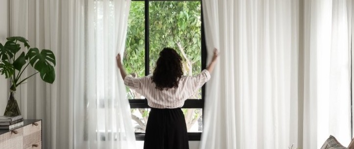 בית של אהבה מחודשת: עיצוב אקלקטי מודרני עם נגיעות קלאסיות בנס ציונה