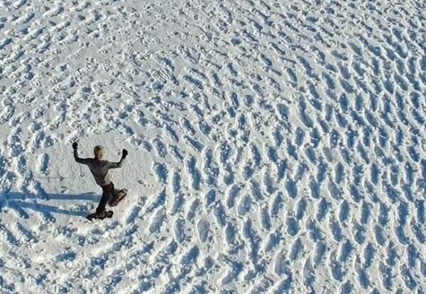 המהנדס שיוצר גאומטריה אמנותית בשלג