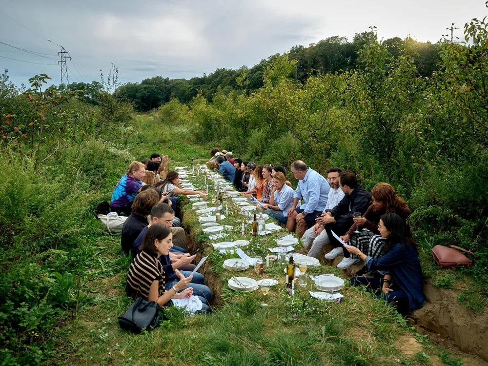 הכי טבעי: לשבת בשדה ולאכול את הגידולים שמסביב
