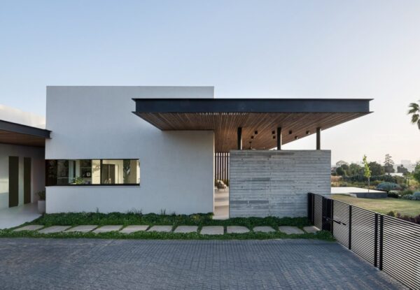 בית לשף ידוע, במושב בעמק חפר