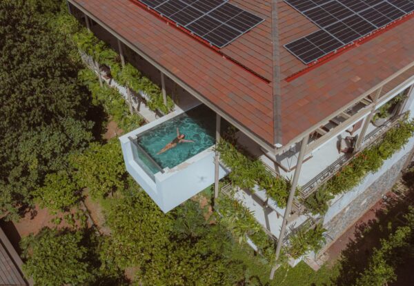 וילת הנופש המרחפת מעל הג'ונגל בקוסטה ריקה