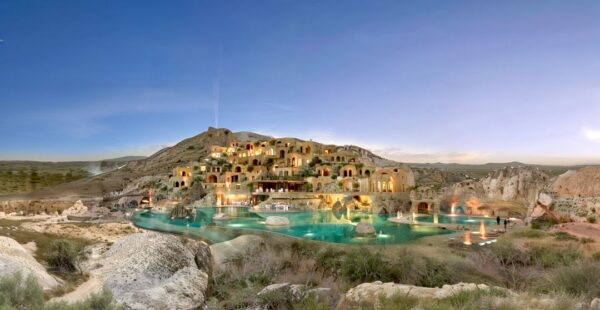 קונספט למלון ספא במערות קפדוקיה