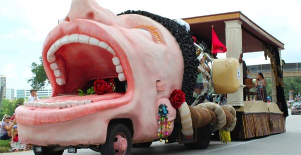 מצעד המכוניות האמנותיות התקיים גם השנה ביוסטון