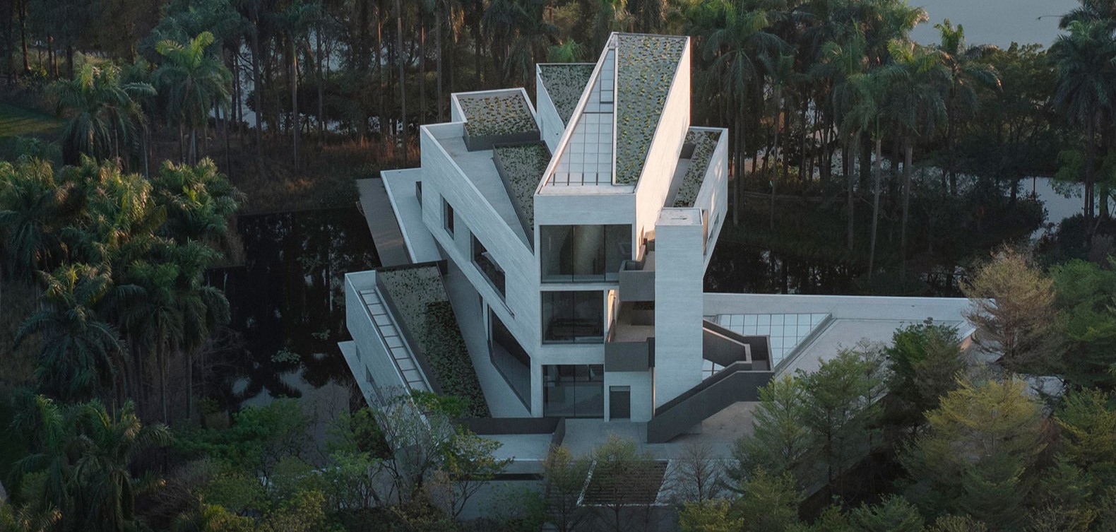 מוזיאון ביצות על אי אקולוגי, המאוכלס ב-25 אלף אנפות