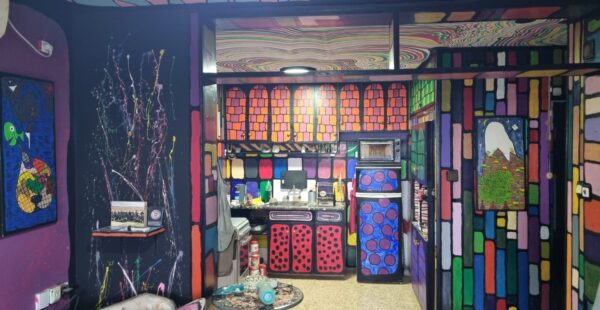 הבית שלי: שחר שרייבר, הצייר ממשגב עם