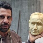 סמלי כח וראוותנות: בסטודיו של איתי זלאיט