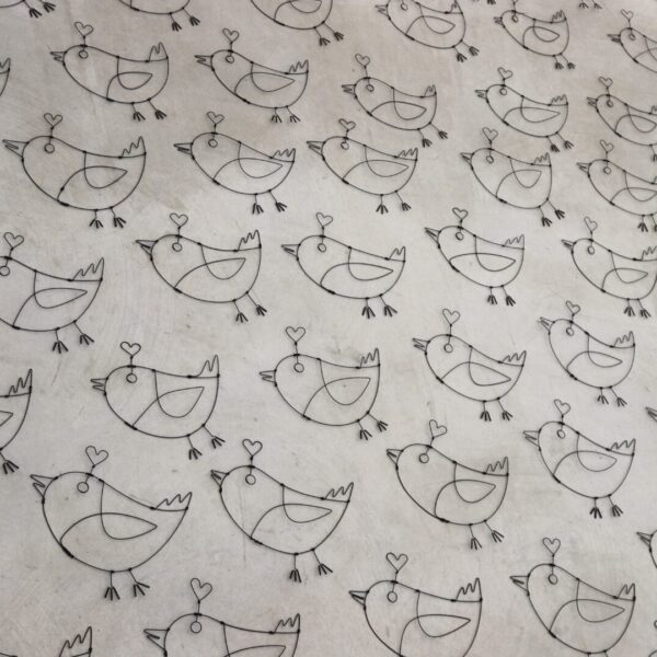 הפואטיקה של חוט הברזל: ראיון עם קובי סיבוני בסטודיו