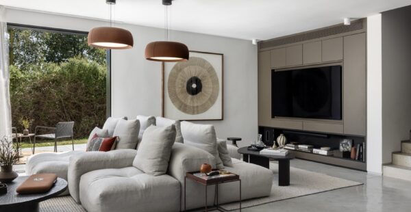 משנות ה 80 להיום: בית עכשווי, חם ומדוייק