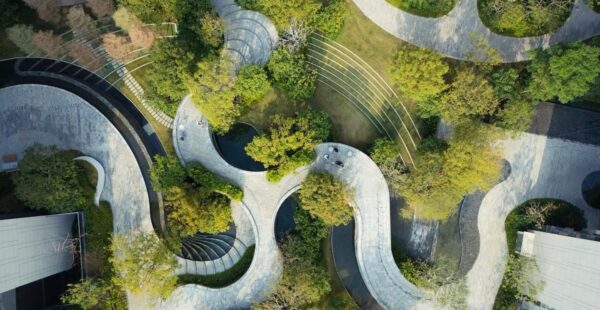 פארק רב שכבתי במתחם מגורים חדש בסין