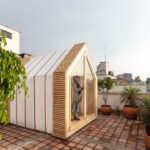 יחידת ה-Prefab שמתרחבת כמו אקורדיון – ומארחת מסיבות גג