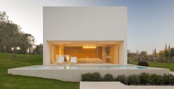 אדריכלות סיסטמטית שמבקשת לתכנן וילה דמוקרטית לכולם