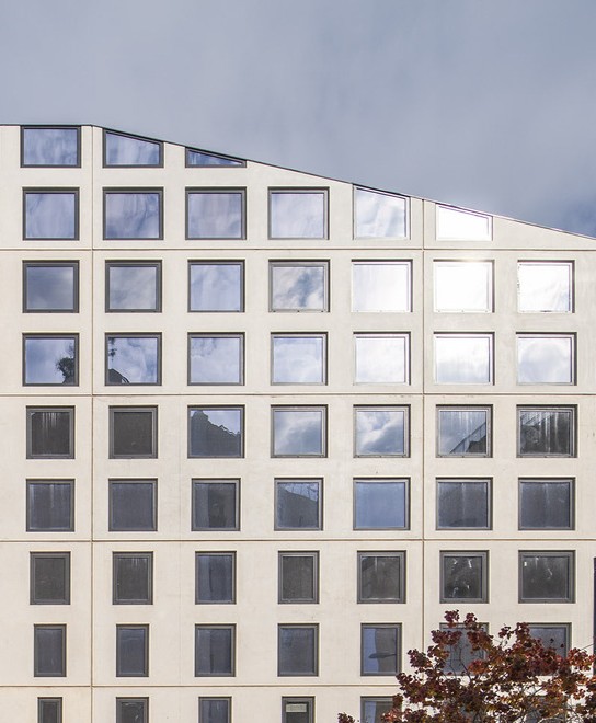 בר אוריין אדריכלים / פרקטיקה תל-אביבית