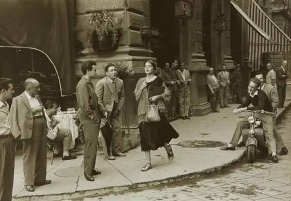 הסיפור האמיתי מאחורי הצילום האייקוני "אמריקאית באיטליה"