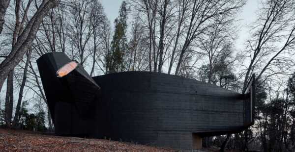 הבית לשירה שתכנן Smiljan Radić Clarke נועד להתבוננות ושקט