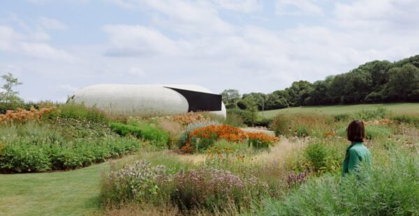 בין שקט לביקורת: מבט על עבודתו של Smiljan Radić, זוכה פרס פריצקר 2026