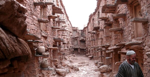 איגודאר: המתחמים העתיקים ששימשו למחסה, כמחסנים ובנקים