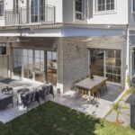 בית בפתח תקוה שמחבר בין טבע לאלגנטיות