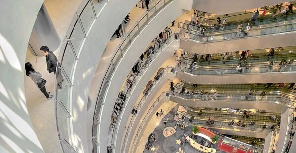 הקניון הגדול בעולם – והוא נראה כמו עיר שלמה