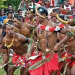 חופש מיני, תשלום בבטטות וקריקט: אי האהבה באוקיינוס השקט